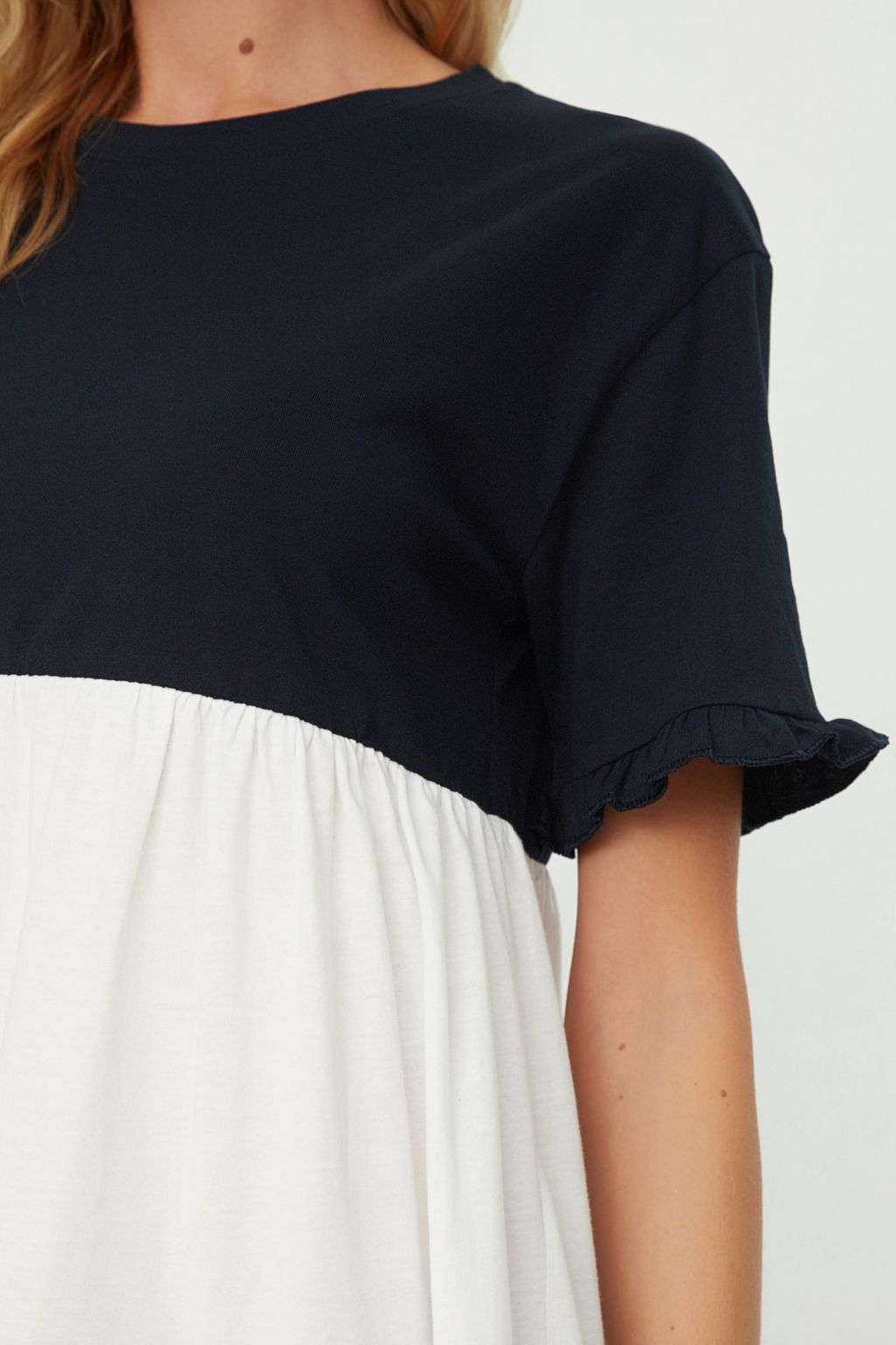 Lacivert %100 Pamuk Renk Bloklu Shift/Duz Mini Orme Elbise TWOSS20EL1638 - Trendyolmilla фото 4