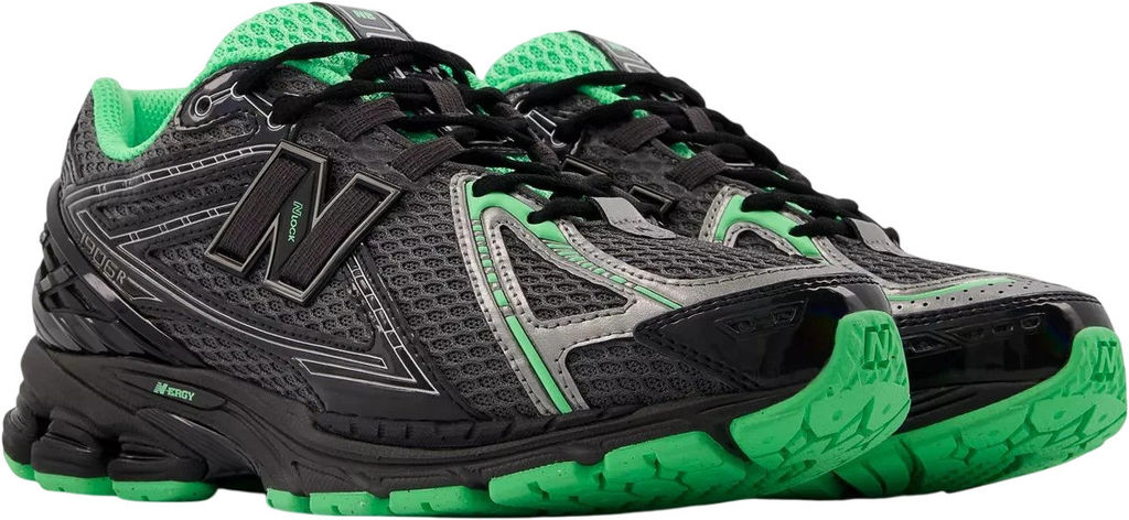 Кроссовки взрослые