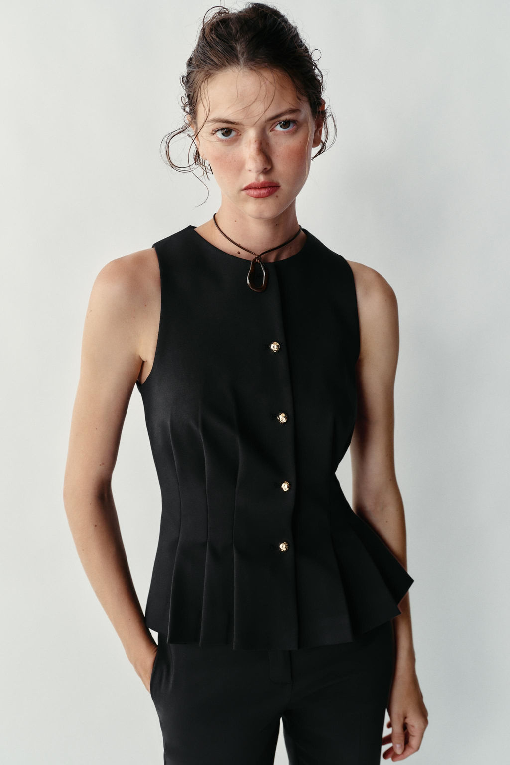 CHALECO PINZAS / Negro - Zara фото 2