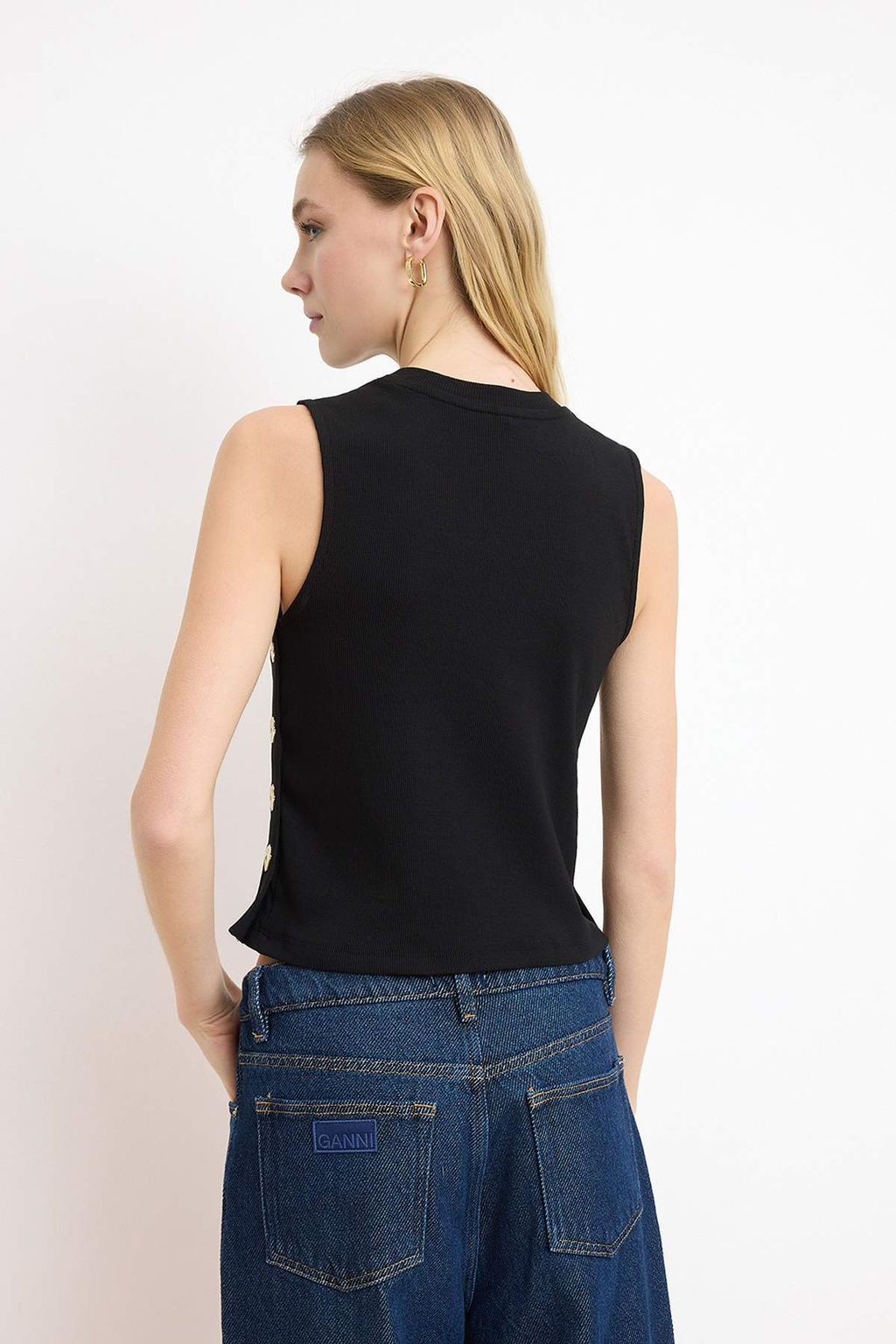 Siyah Fitted/Vucuda Oturan Kolsuz Fitilli Esnek Orme Atlet TWOSS26AL00011 - Trendyolmilla фото 4