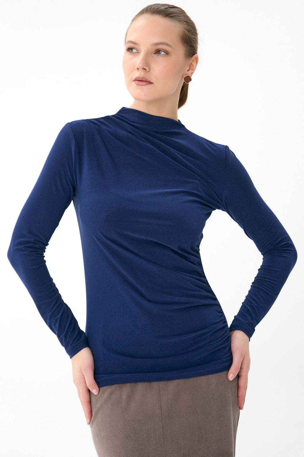 Лонгслив Нора (черника) - Эльза фото 3