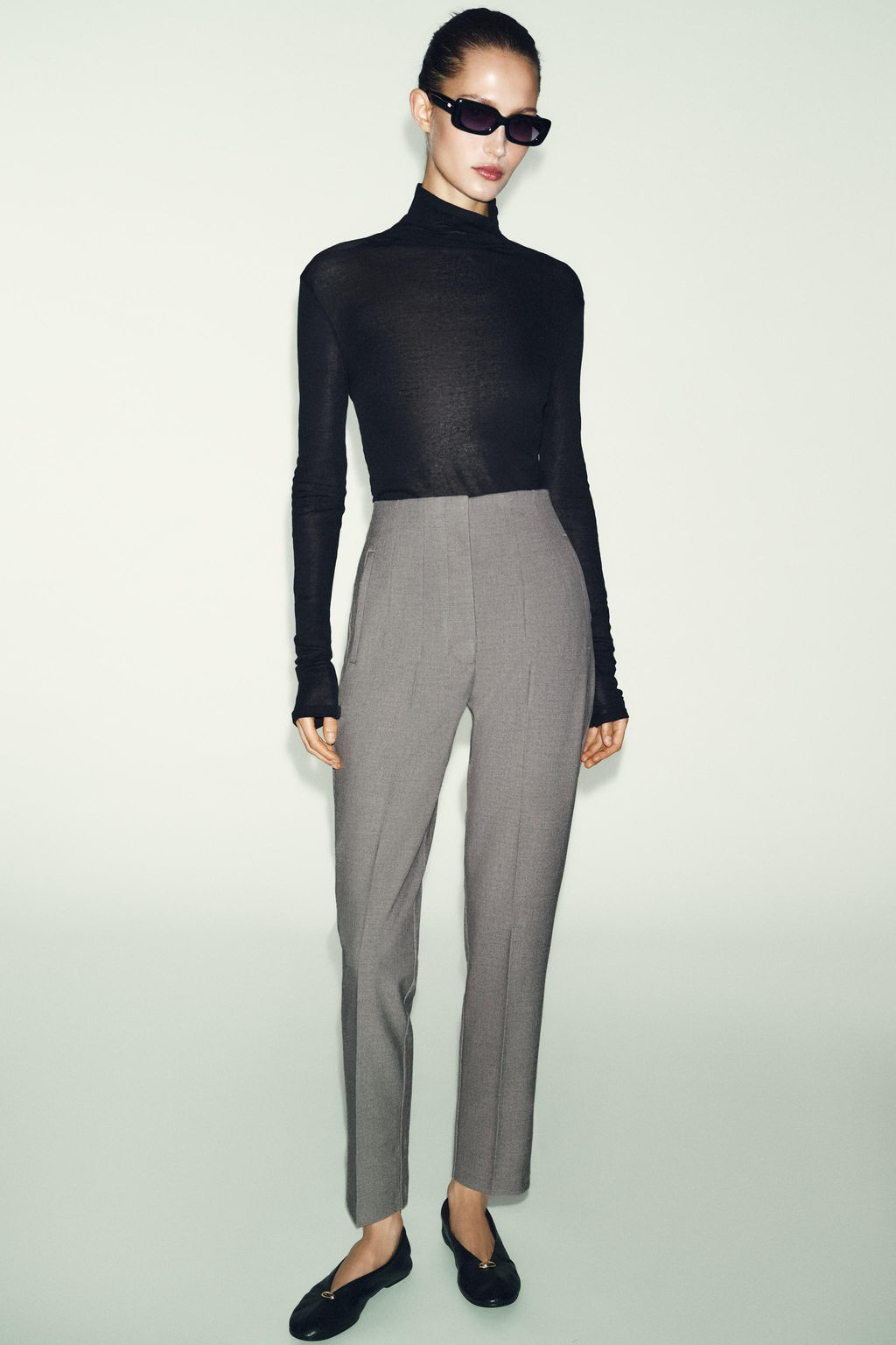 HIGH-WAIST TROUSERS