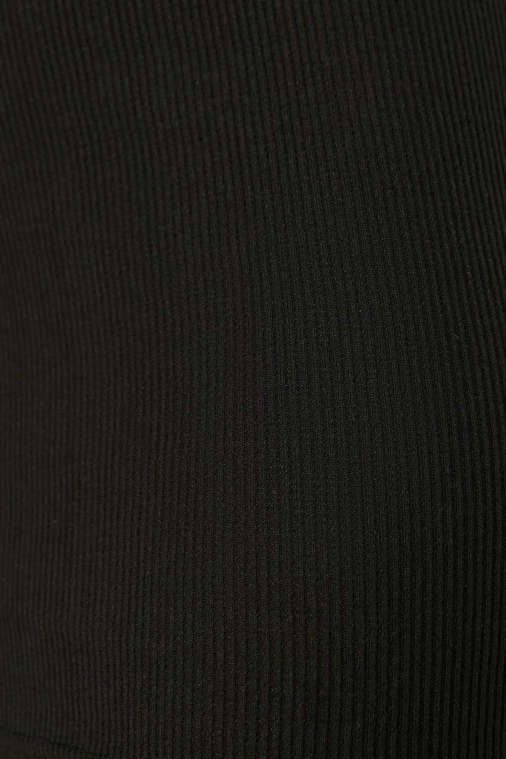 TRENDYOLMILLA Siyah Vucuda Oturan Bisiklet Yaka Mini Fitilli Esnek Orme Kalem Elbise TWOSS22EL2819 фото 11