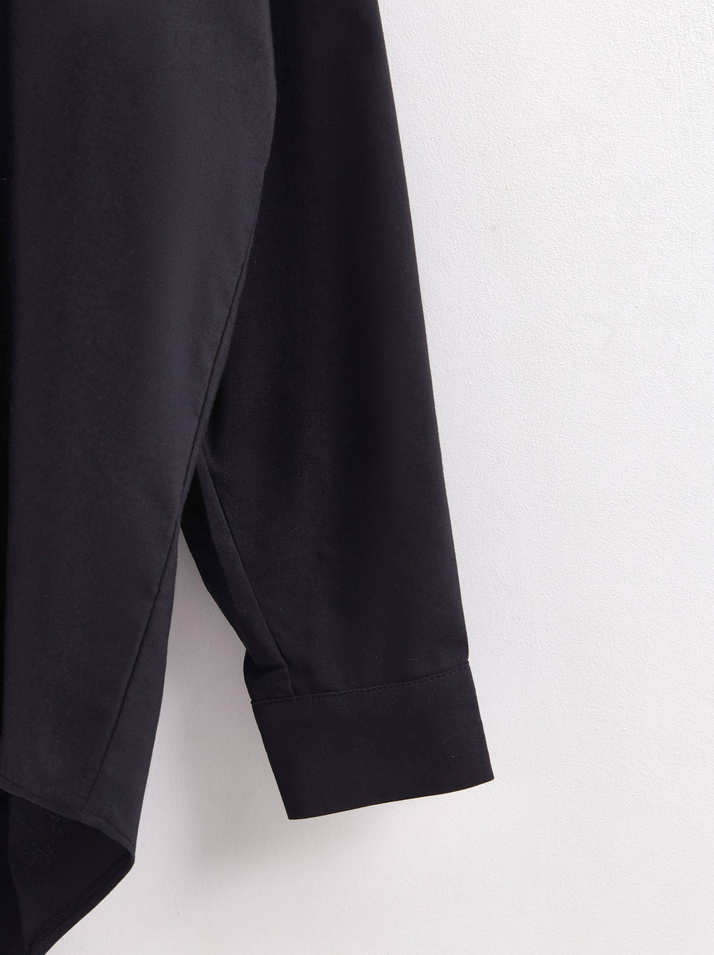 CONTE LBL 2920 Рубашка свободного кроя на пуговицах black - Conte elegant фото 5