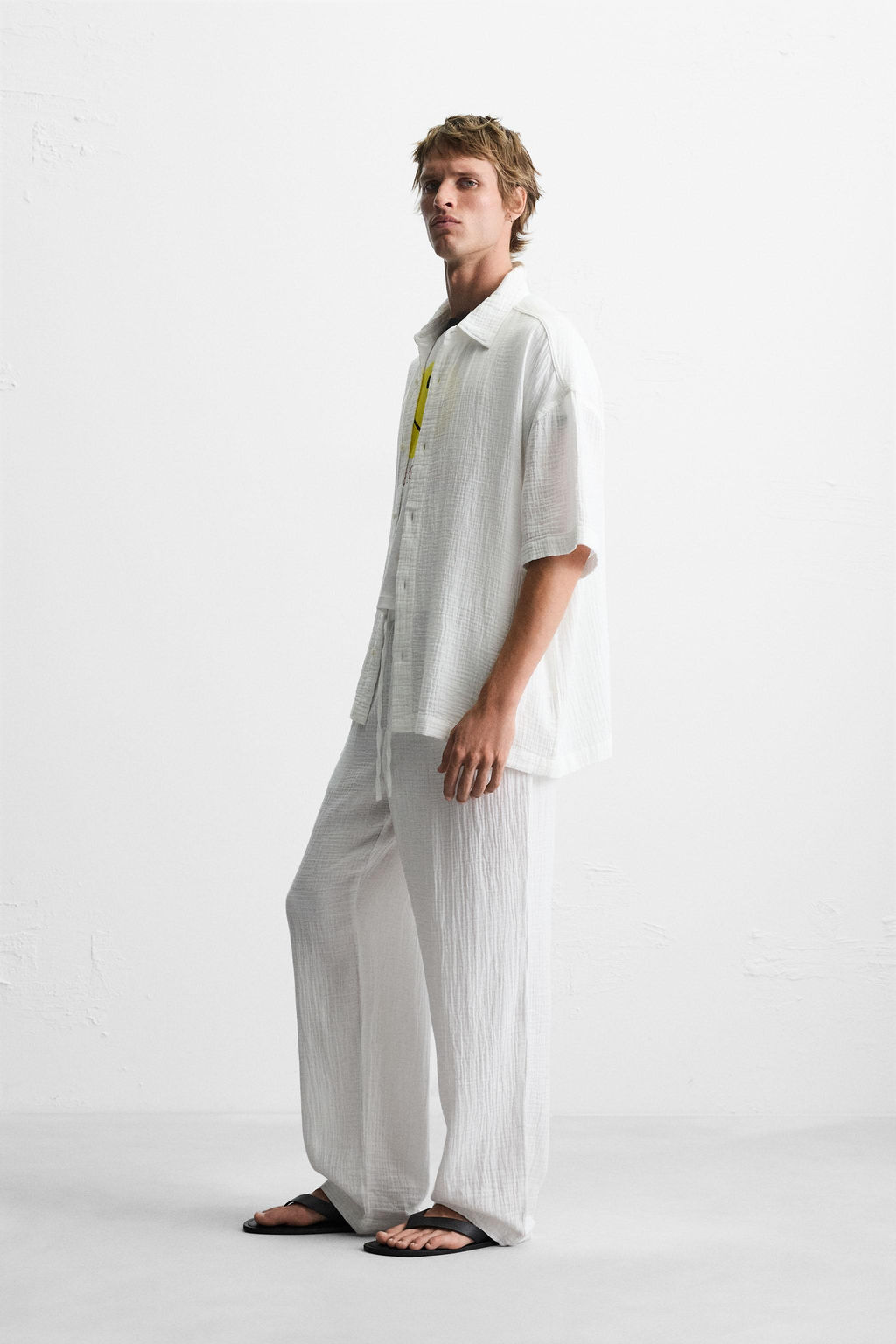 CRINKLED-EFFECT TROUSERS - Zara фото 4