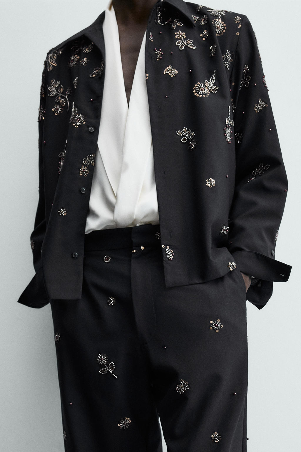 LIMITED EDITION RELAXED FIT SEQUIN TROUSERS - Zara фото 11