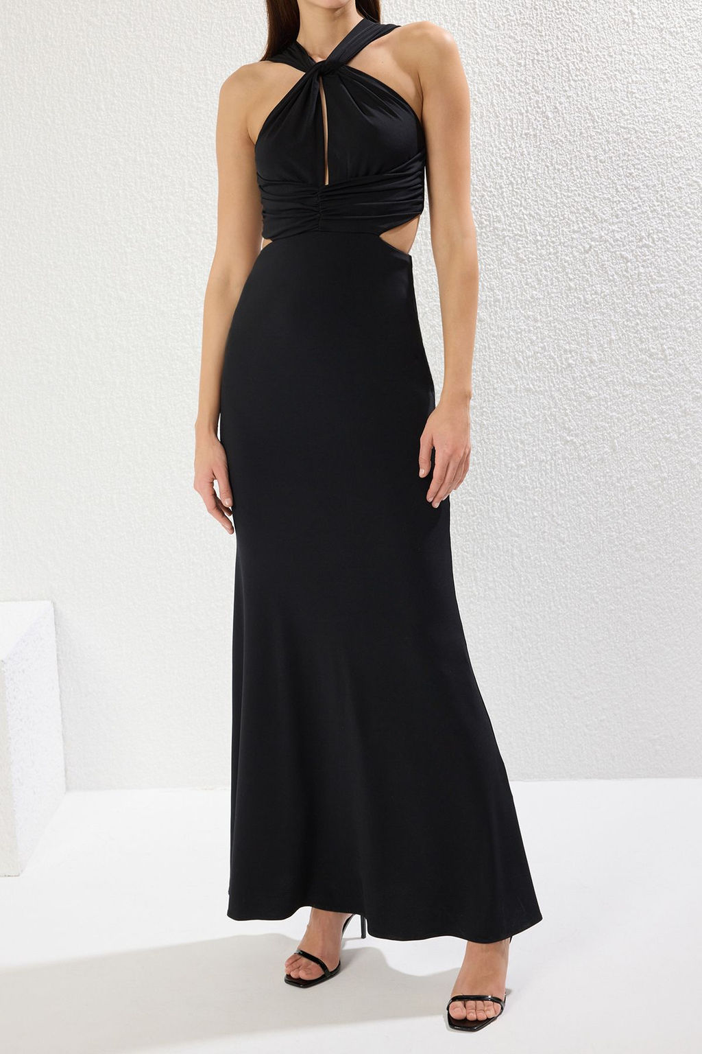 TRENDYOLMILLA Siyah Astarl? Orme Uzun S?k Abiye Elbise TPRSS21AE0049 фото 3