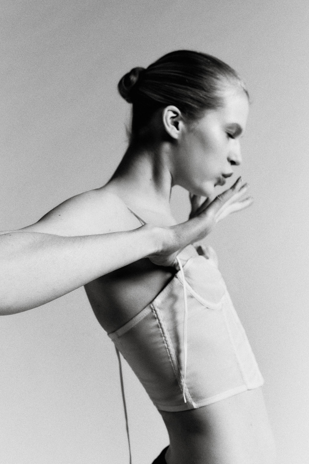 UNDERWIRED CORSET WITH TIE DETAIL - Zara фото 9