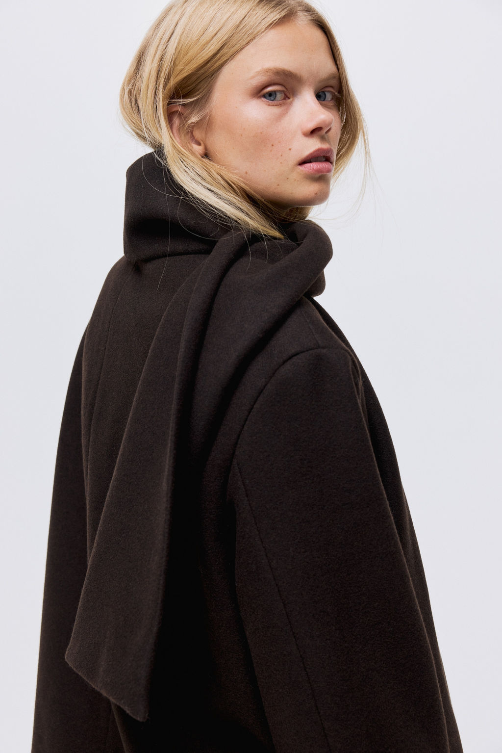 Abrigo con cuello tipo bufanda - H&m фото 9