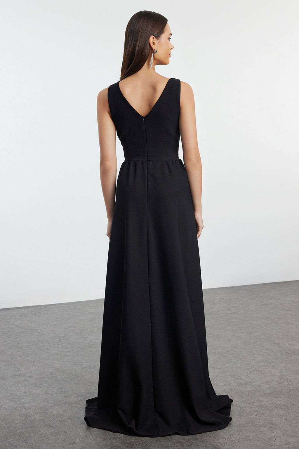 Siyah Fiyonk Detayl? Dokuma S?k Uzun Abiye & Mezuniyet Elbise TPRAW25AE00009