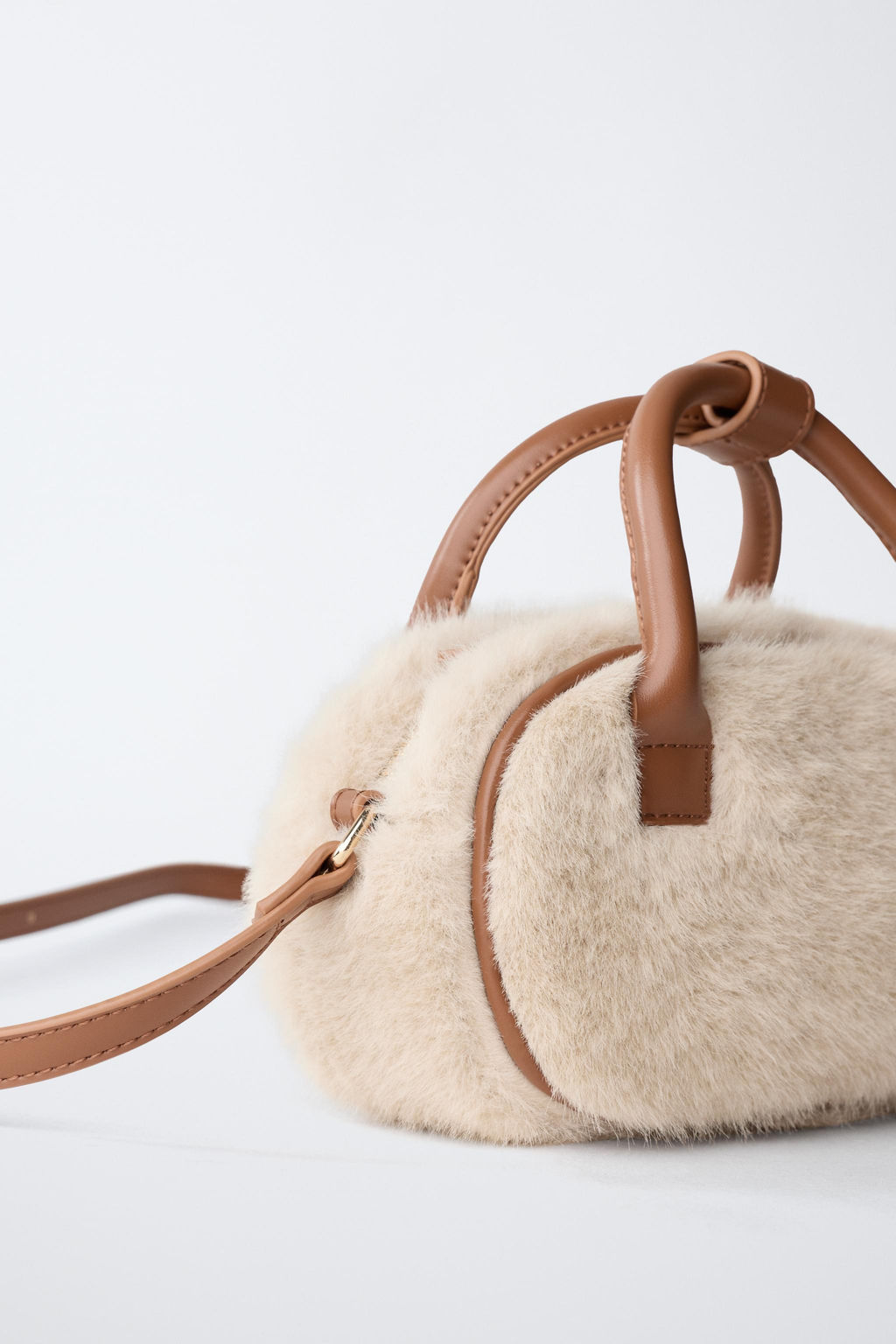 BOWLING SHEEPSKIN CROSSBODY BAG - Zara фото 3