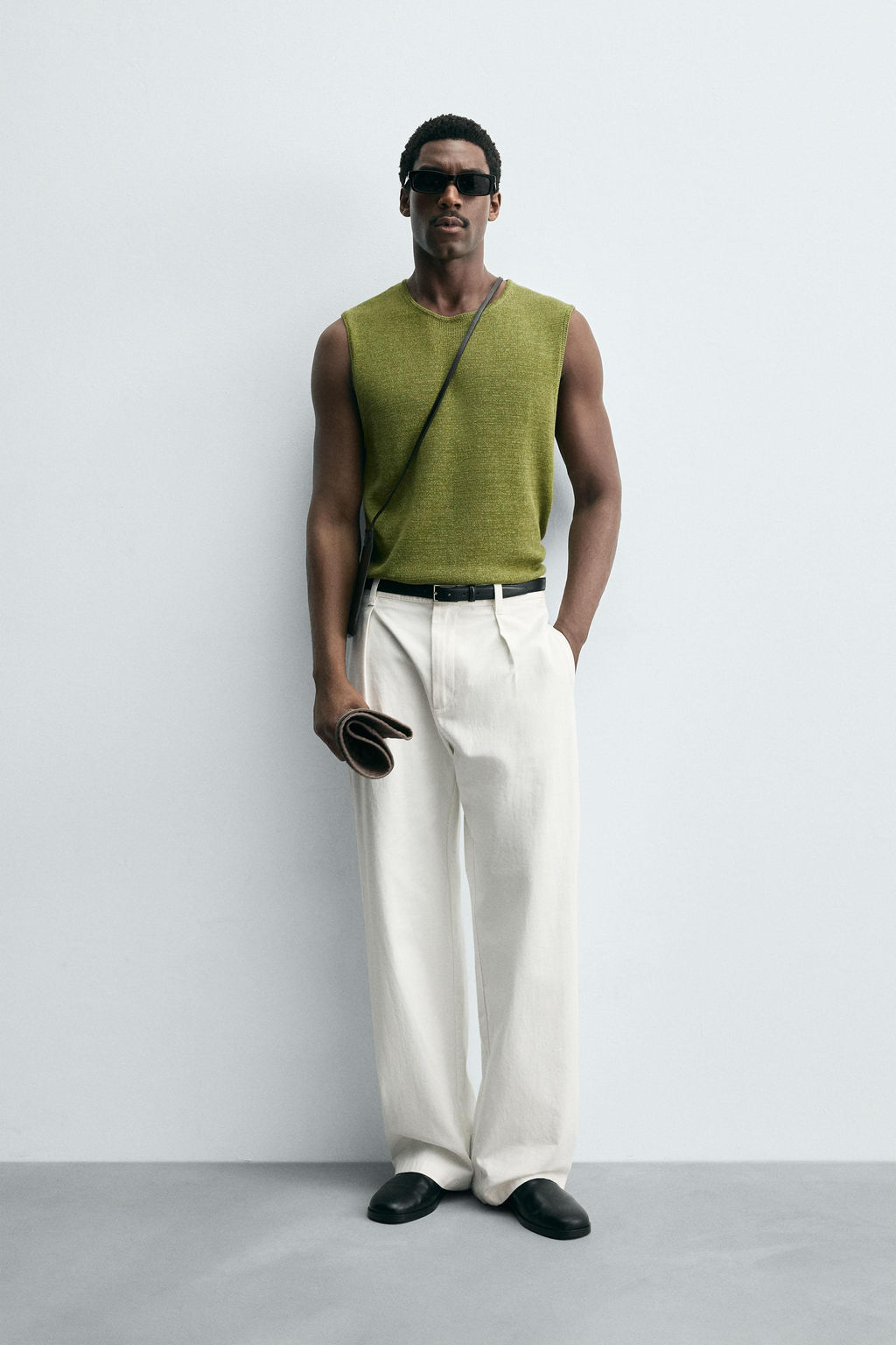 LINEN BLEND KNIT VEST