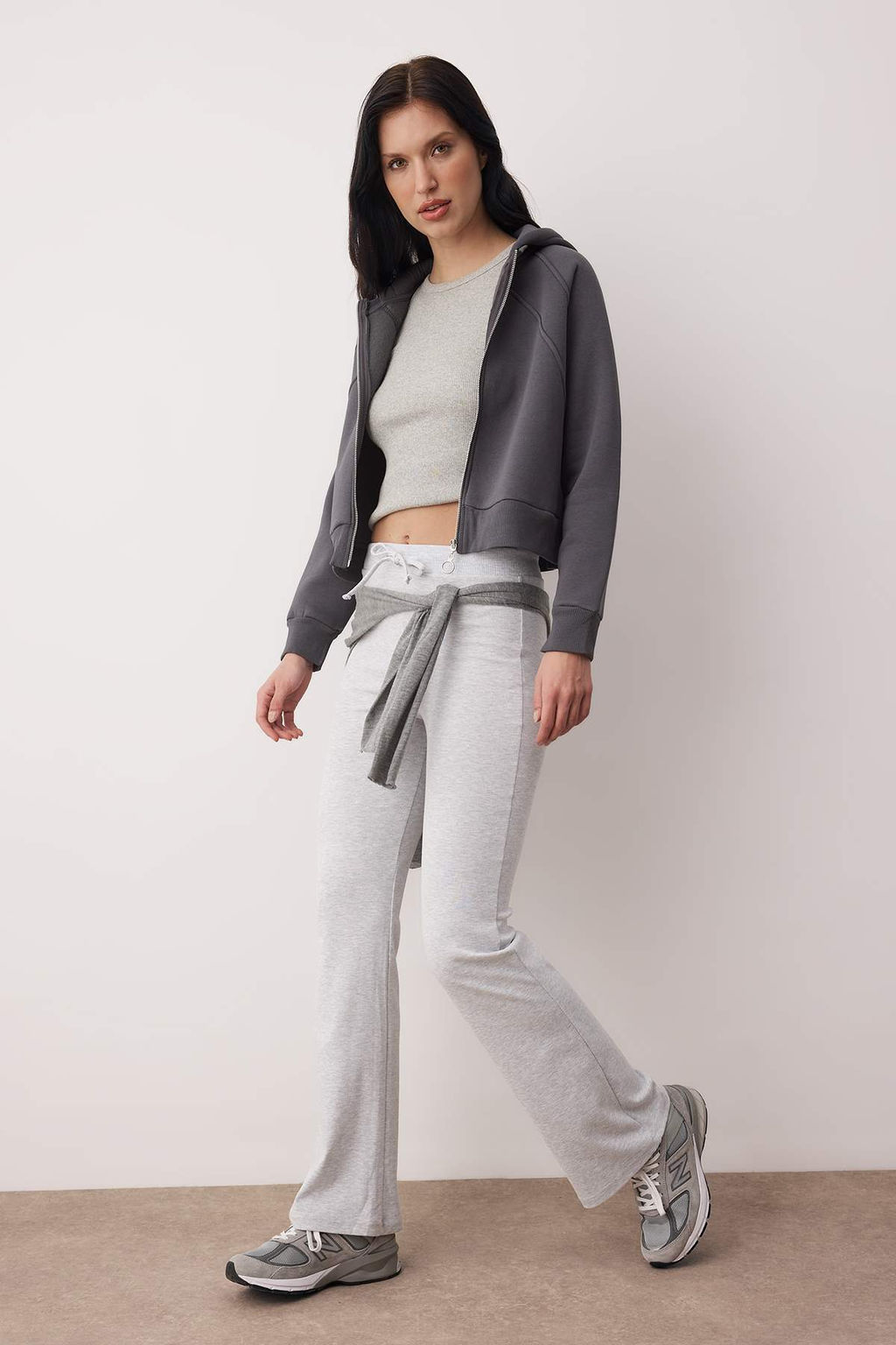 Antrasit Regular/Normal Kal?p Crop Orme Sweatshirt TWOAW26SW00045