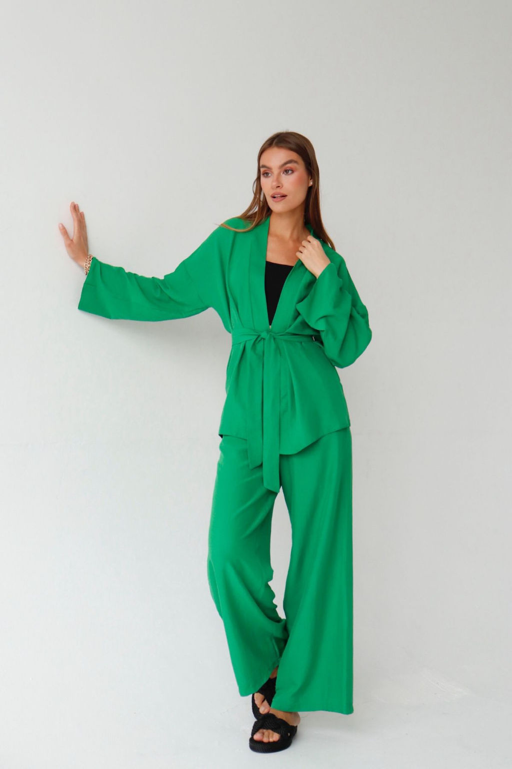 9376 Костюм из кимоно и брюк-палаццо зелёный - Martichelli фото 6