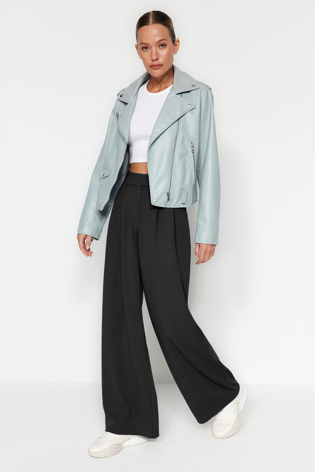 Antrasit C?rt C?rt Kapamal? Yuksek Bel Pileli Wide Leg Pantolon TWOAW24PL00177