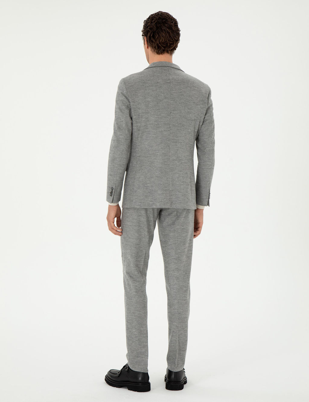 Светло-серый приталенный костюм - Cacharel фото 5