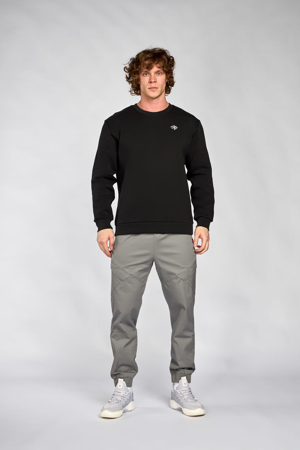 Свитшот Черный - Anta фото 2