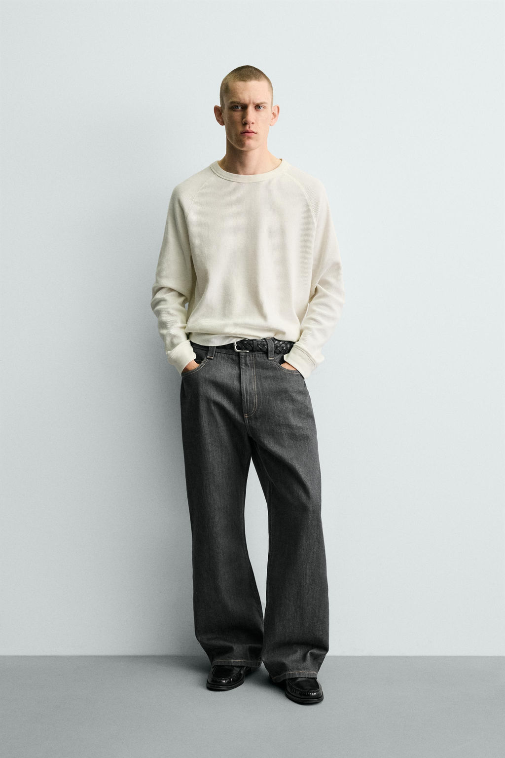 JEANS LOOSE FIT / Gris azul