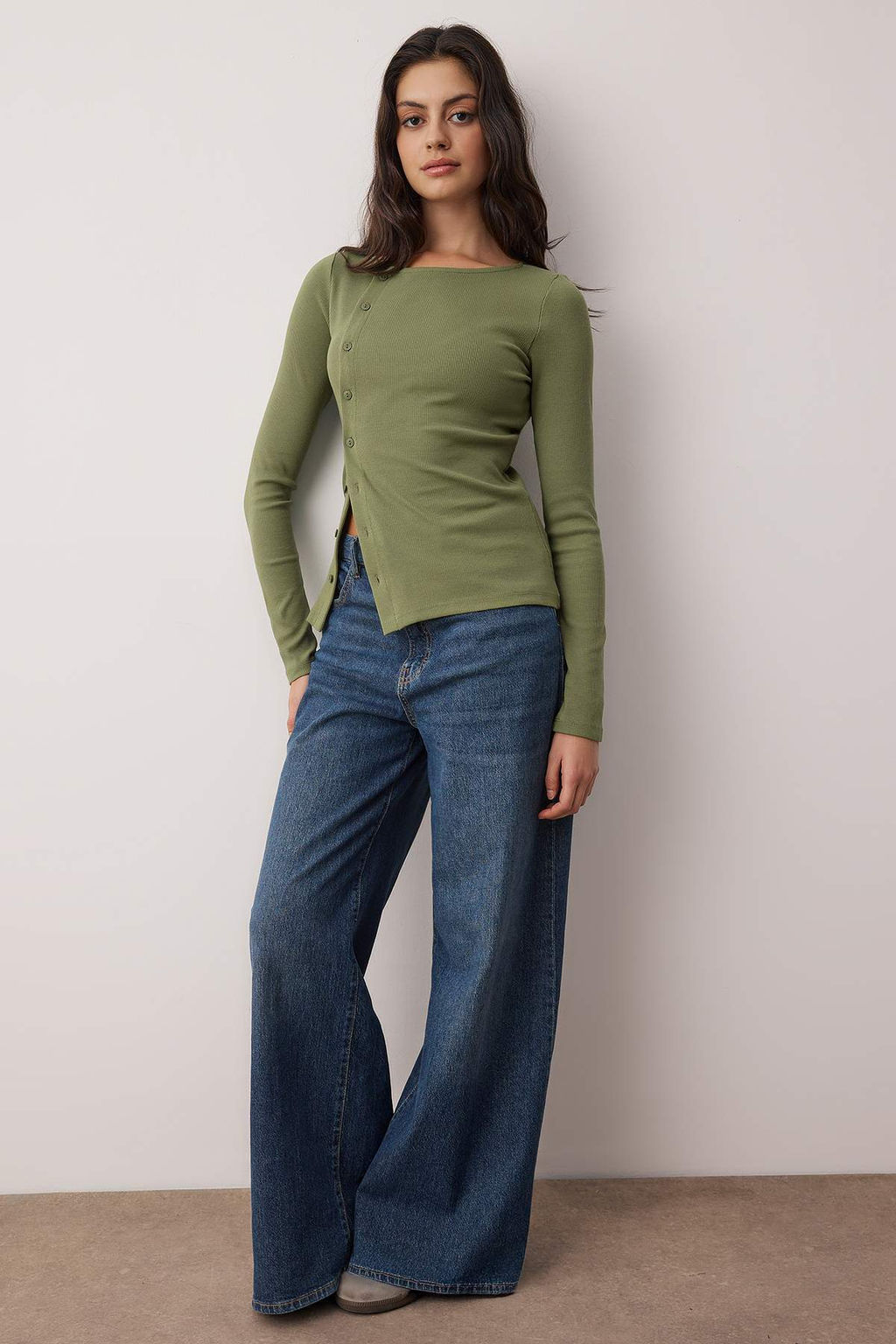 Haki Dugmeli Bisiklet Yaka Vucuda Oturan Fitilli Esnek Orme Bluz TWOAW26BZ00104