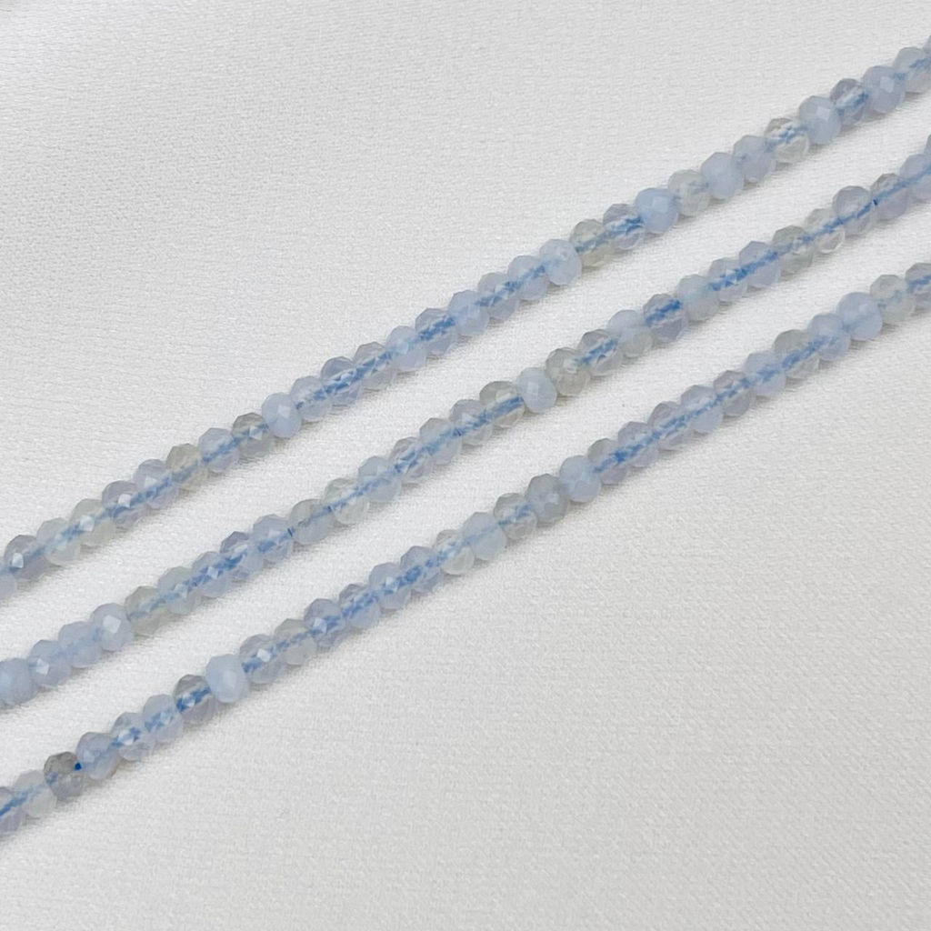 Бусины для украшений из Голубого агата (190 бусин)