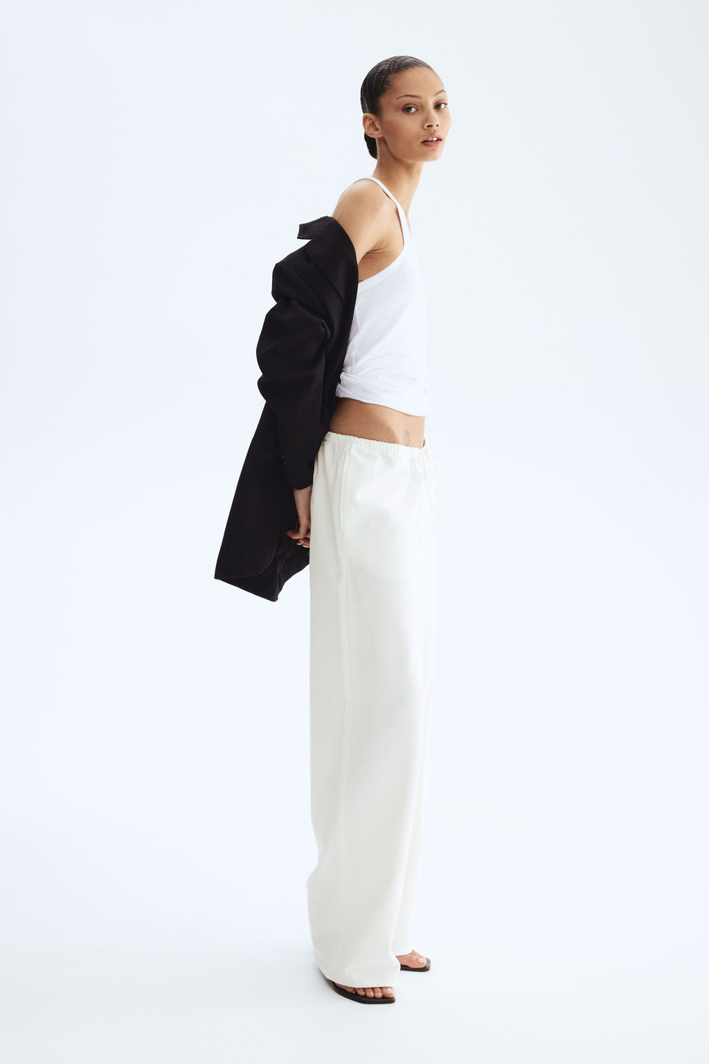 Pantal?n denim con cord?n de ajuste - H&m фото 9