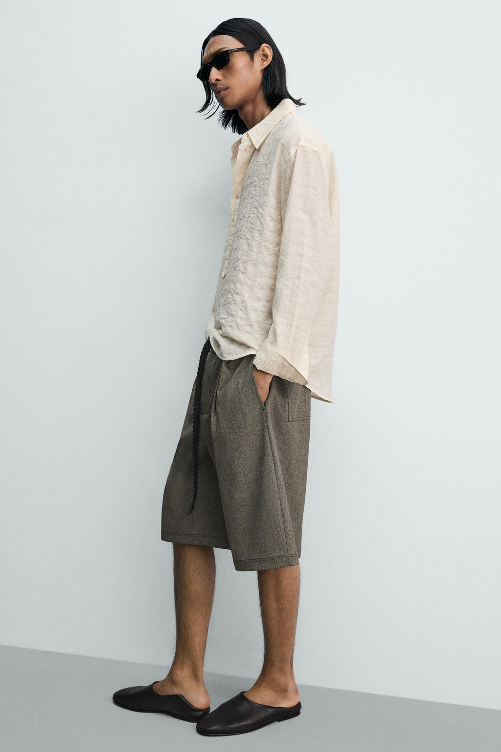 BERMUDA CARGO RELAXED WIDE FIT / Tostado oscuro
