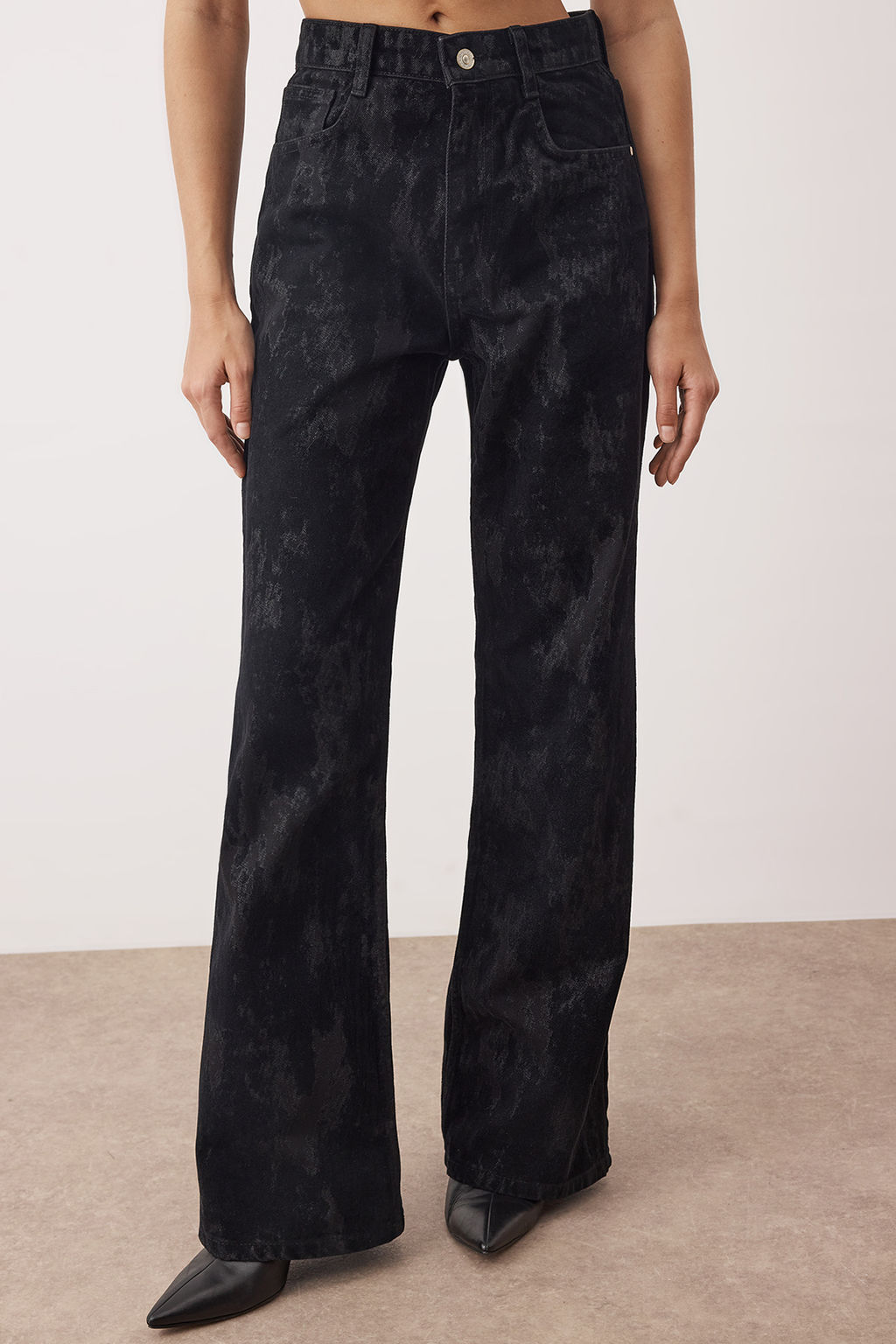 Siyah Siyah Suet Gorunumlu Flok Bask?l? Yuksek Bel Wide Leg Jeans Yuksek Bel Jeans TWOAW26JE00309 - Trendyolmilla фото 3