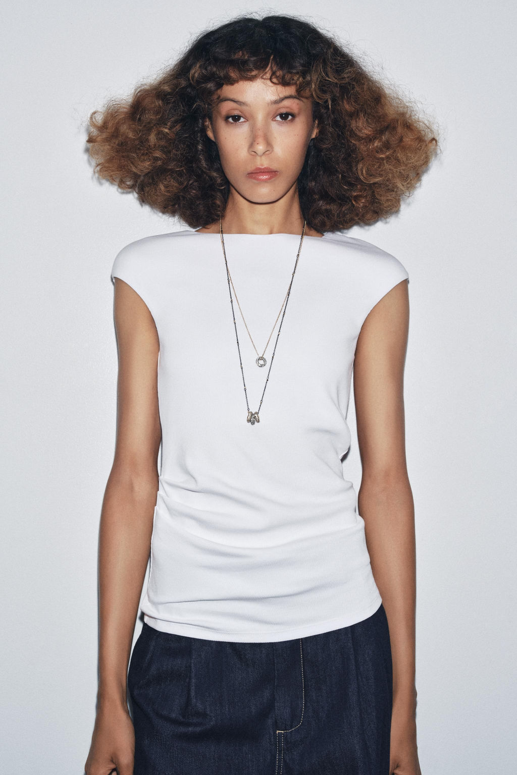 RIBBED DRAPED TOP