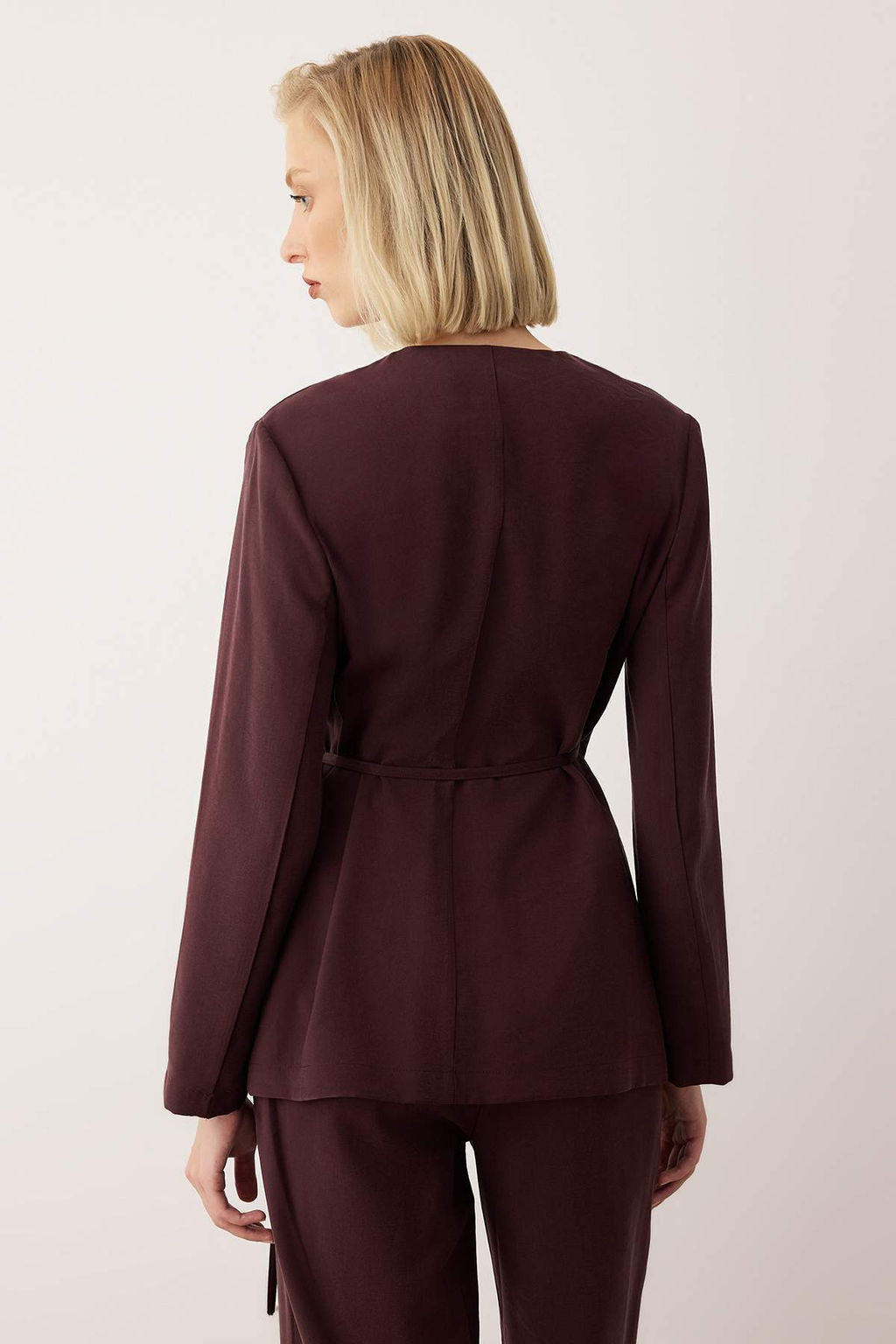 EXCLUSIVE Ozel Koleksiyon Murdum Yumusak Tuseli Kruvaze Dokuma Bluz TWOAW26BZ00265 - Trendyolmilla фото 5