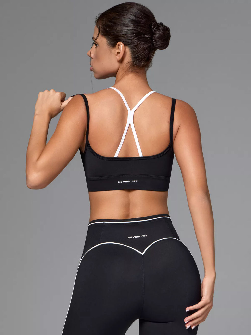 Топ-бра с контрастными вставками