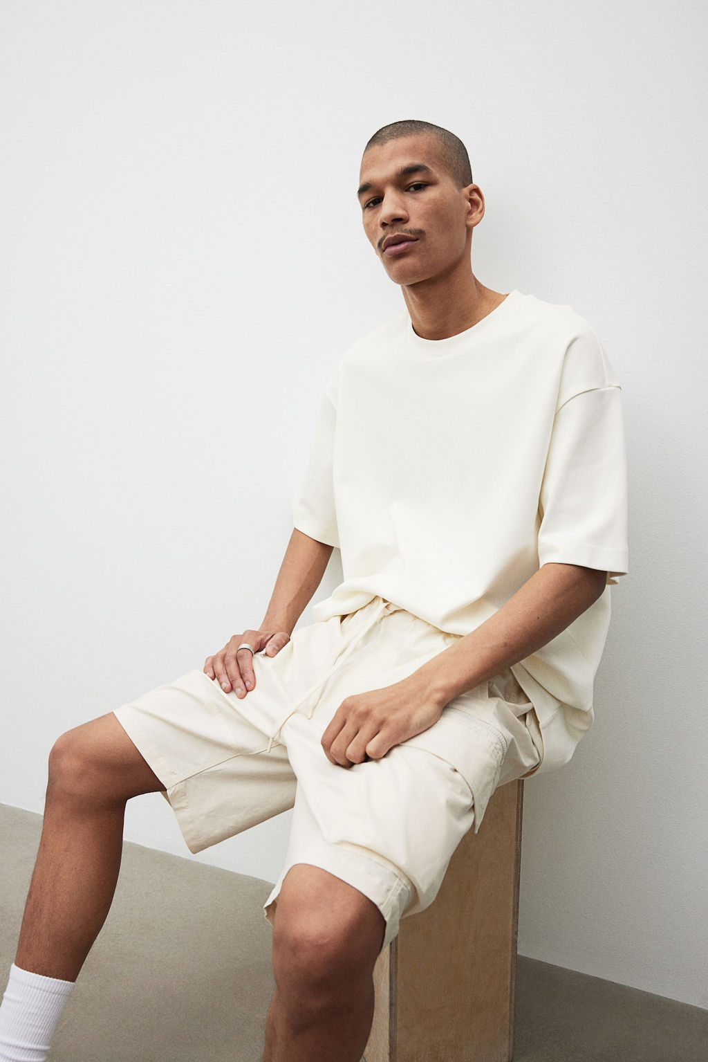 Bermudas cargo Regular Fit - H&m фото 3