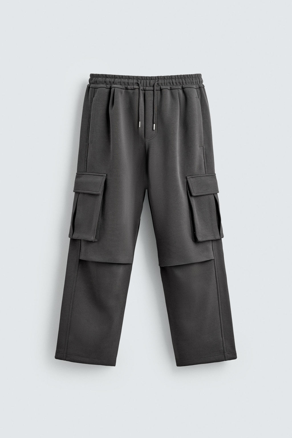 NEOPRENE-EFFECT PLEATED CARGO TROUSERS - Zara фото 5