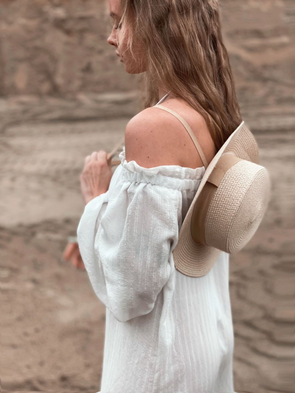 6866 Платье с открытыми плечами белое - Martichelli фото 3