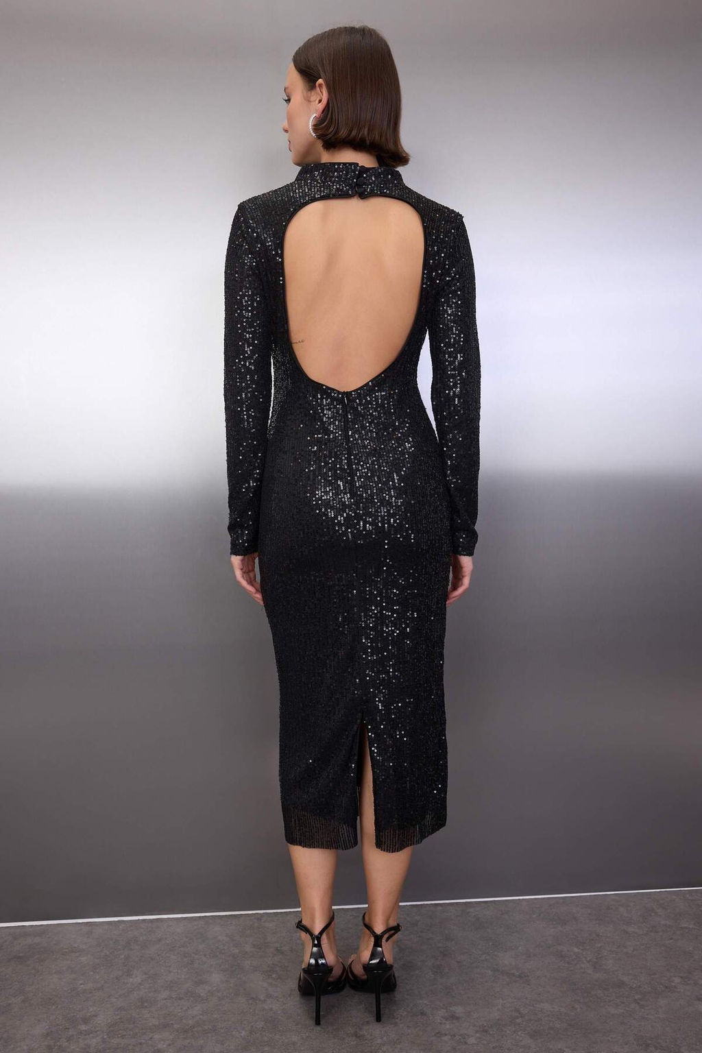 Siyah Duz Gogusten Baglama Detayl? Payet Midi Astarl? S?k/Gece Elbise TPRAW26EL00100