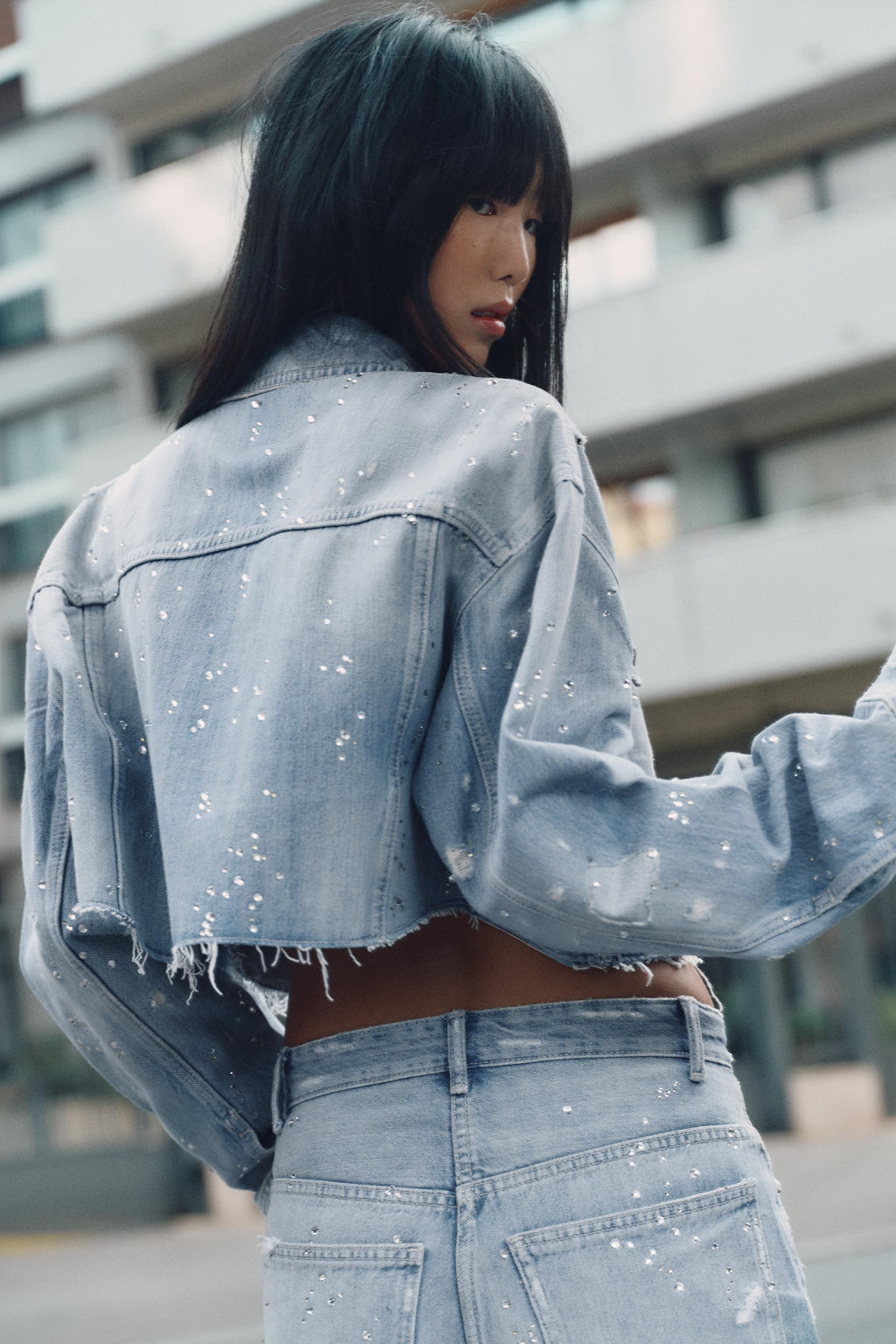 TRF STRASS CROP DENIM JACKET - Zara фото 5