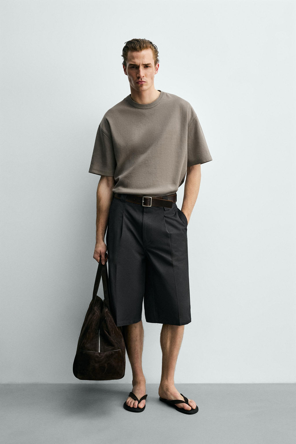 SUDADERA RELAXED FIT MANGA CORTA / Marr?n / Topo
