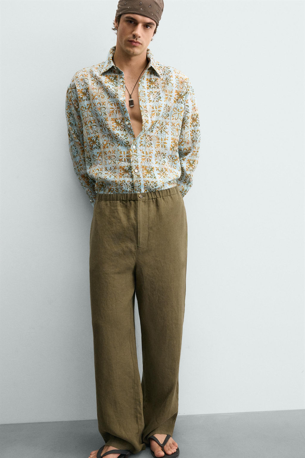PANTAL?N RELAXED FIT 100% LINO / Khaki oscuro
