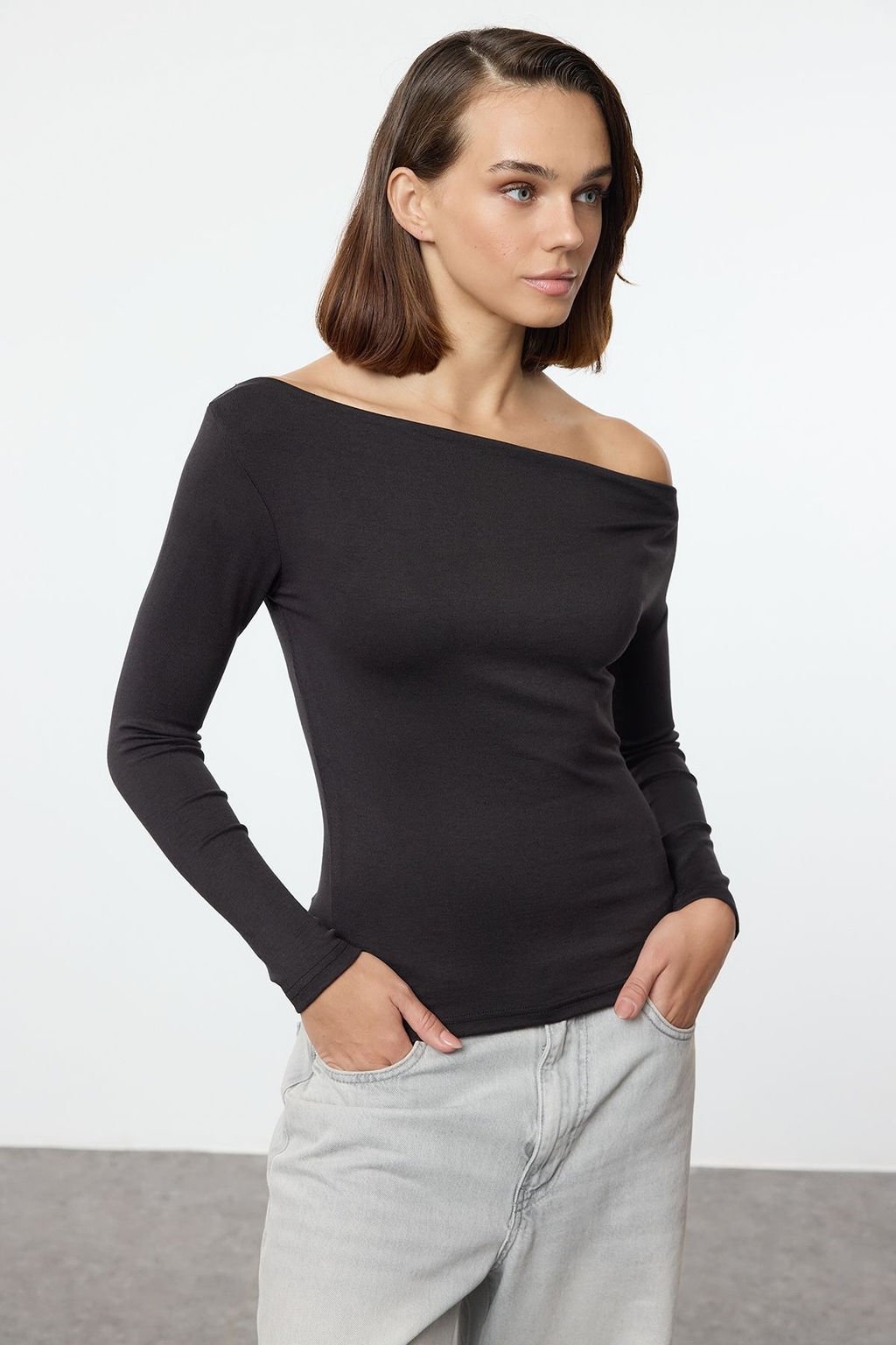 Lacivert Cizgili-Ekru Soft Touch/Yumusak Kumasl? Vucuda Oturan Esnek Orme Bluz TWOAW25BZ00063 - Trendyolmilla фото 7