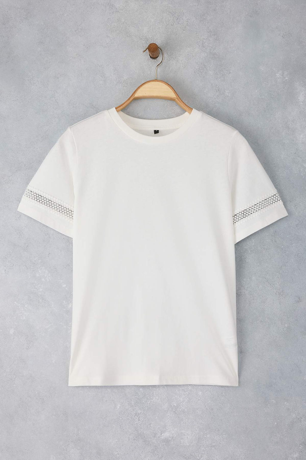 Beyaz Aksesuar Kal?n Pamuklu Detayl? Basic/Regular Kal?p Orme T-Shirt TWOSS24TS00048