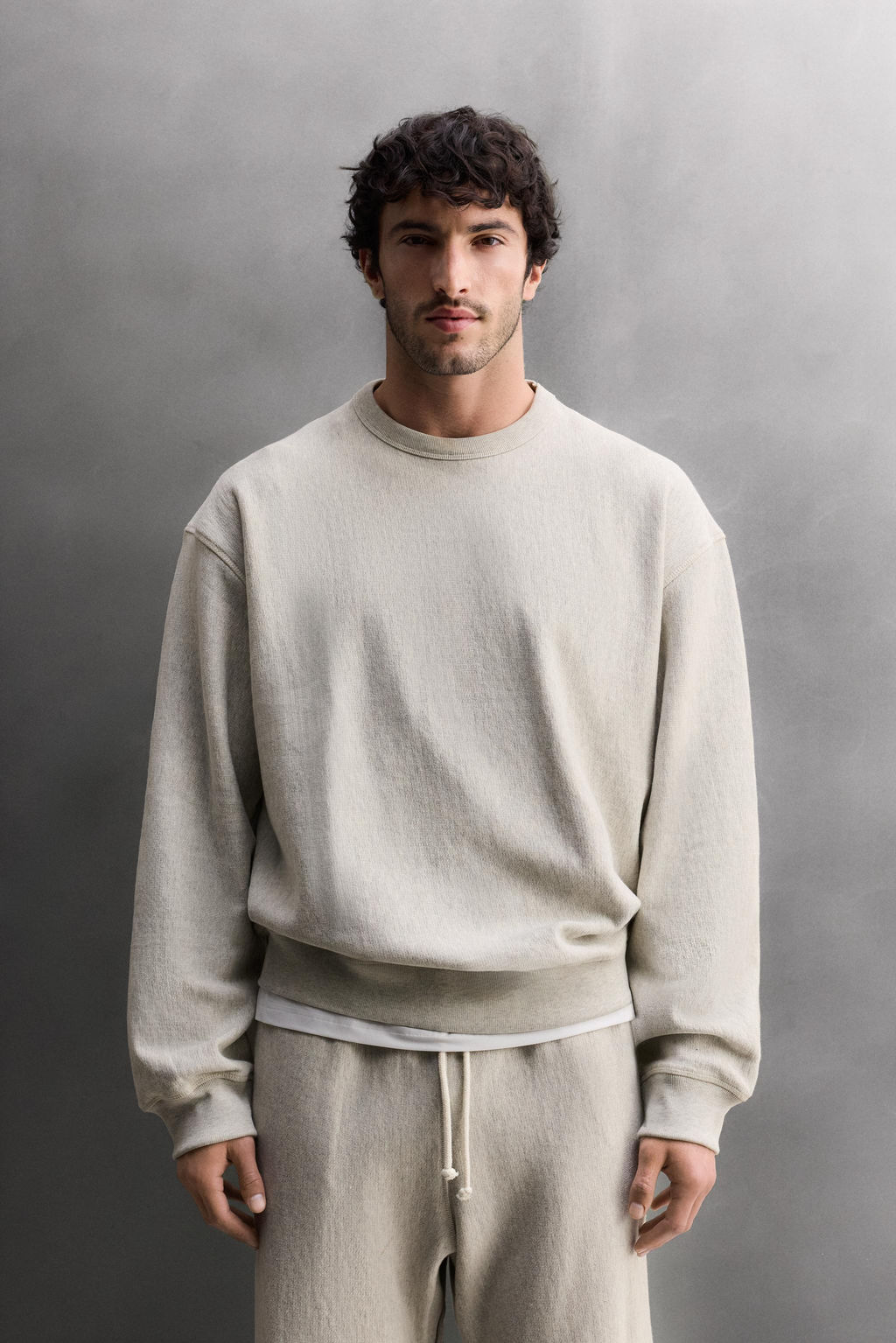 SUDADERA CREWNECK ENTRENAMIENTO / Gris vigor? - Zara фото 2