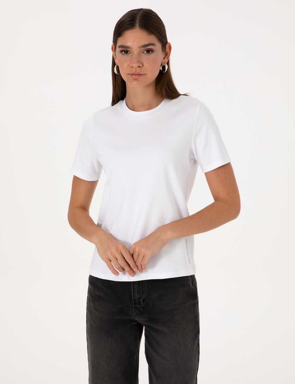 Beyaz Regular Fit Basic Ti__rt