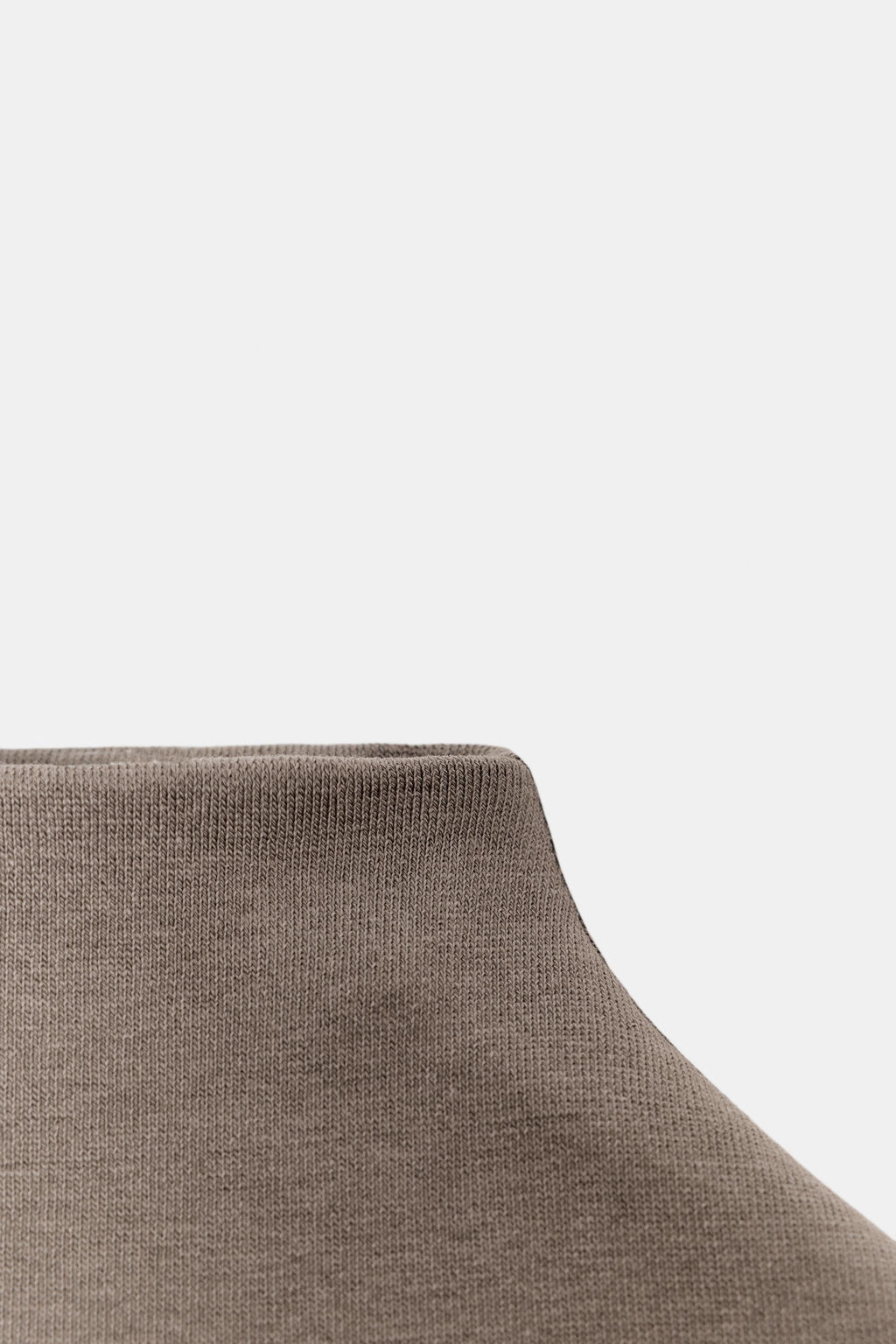 TOP CUELLO ALTO / Marr?n - Zara фото 8