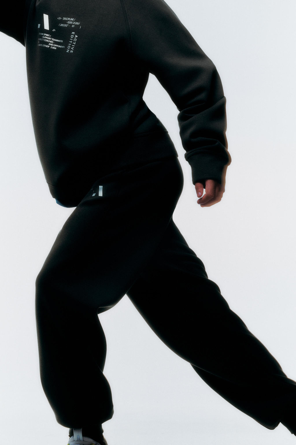 REFLECTIVE LOGO HOODIE - Zara фото 7