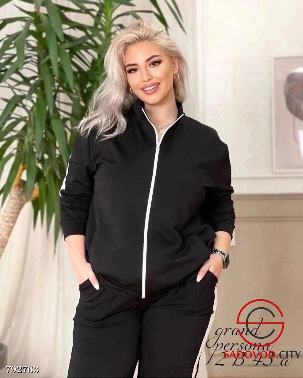 СТИЛЬНЫЙ СПОРТИВНЫЙ КОСТЮМ С ЛАМПАСАМИ - Bruno фото 5