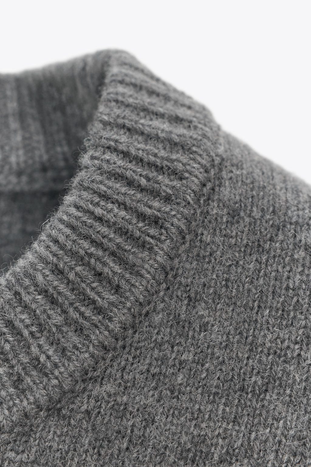 WOOL BLEND KNIT SHOULDER PLEAT TANK TOP - Zara фото 7