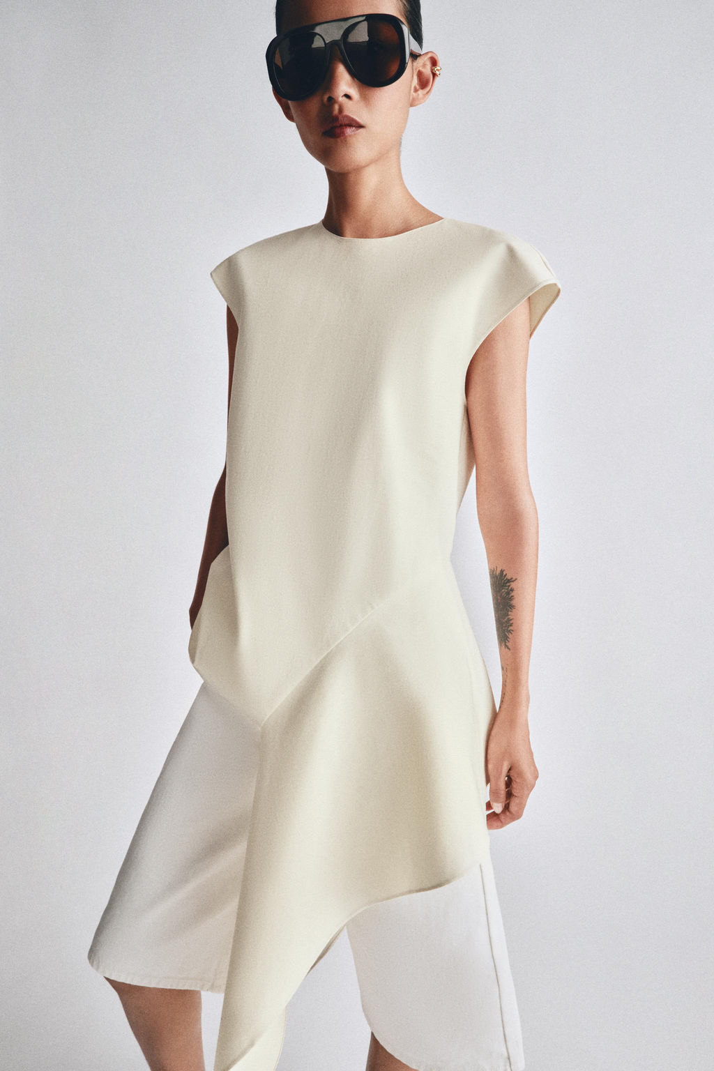 TOP ASIM?TRICO ZW COLLECTION / Crudo