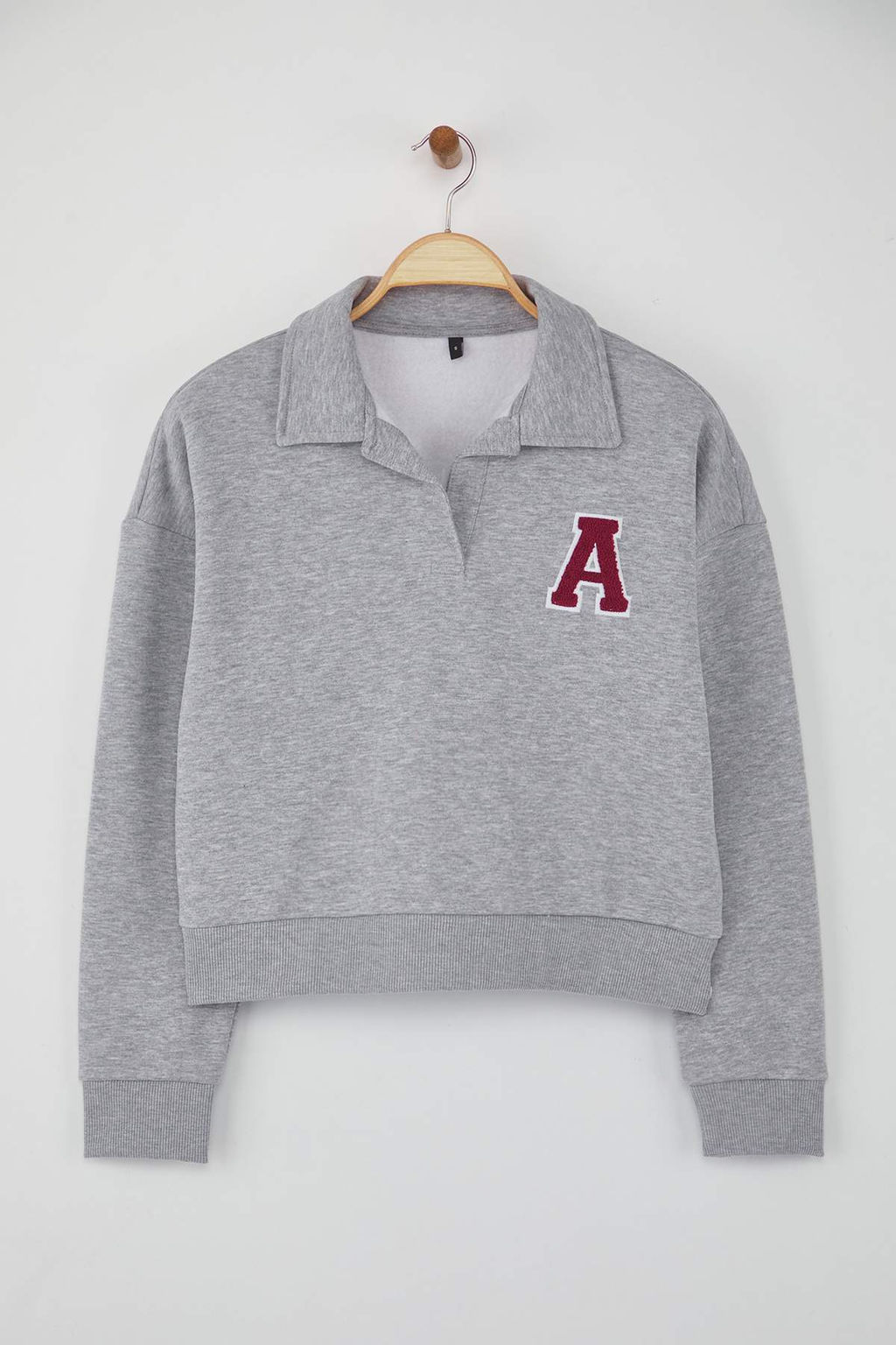 Teen Siyah Duz Regular/Normal Kal?p Orme Sweatshirt TWOAW26SW00049 - Trendyolmilla фото 5