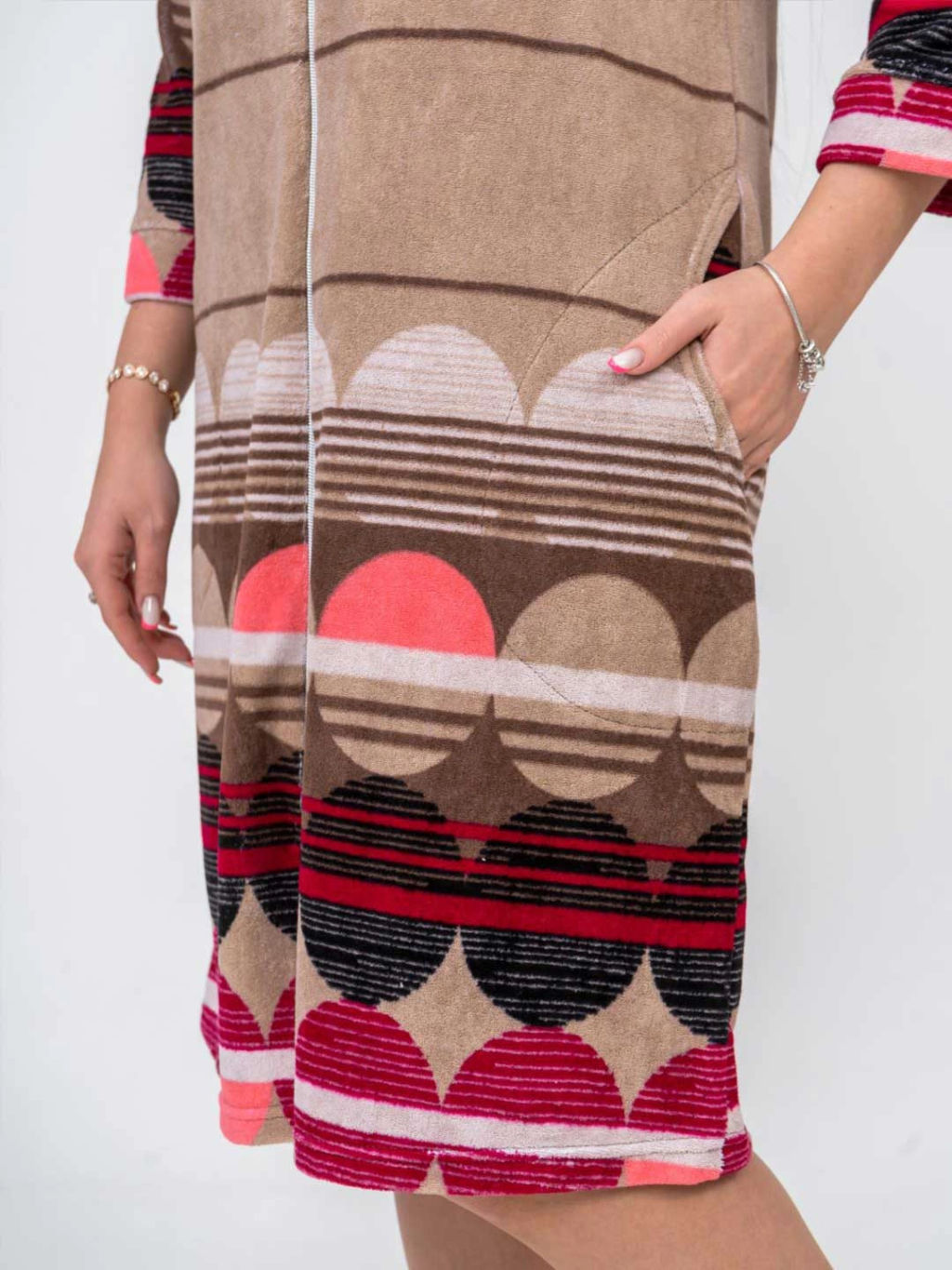 Халат женский, цвет бежевый