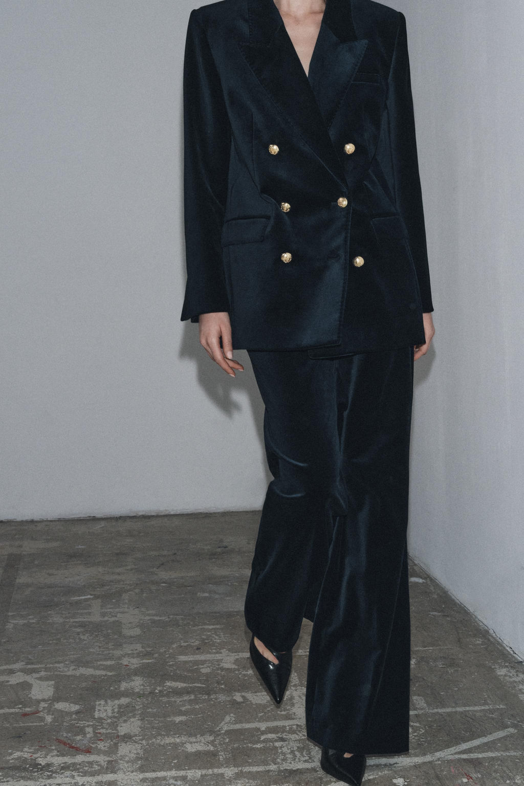 ZW COLLECTION LIMITED EDITION VELVET BLAZER - Zara фото 7