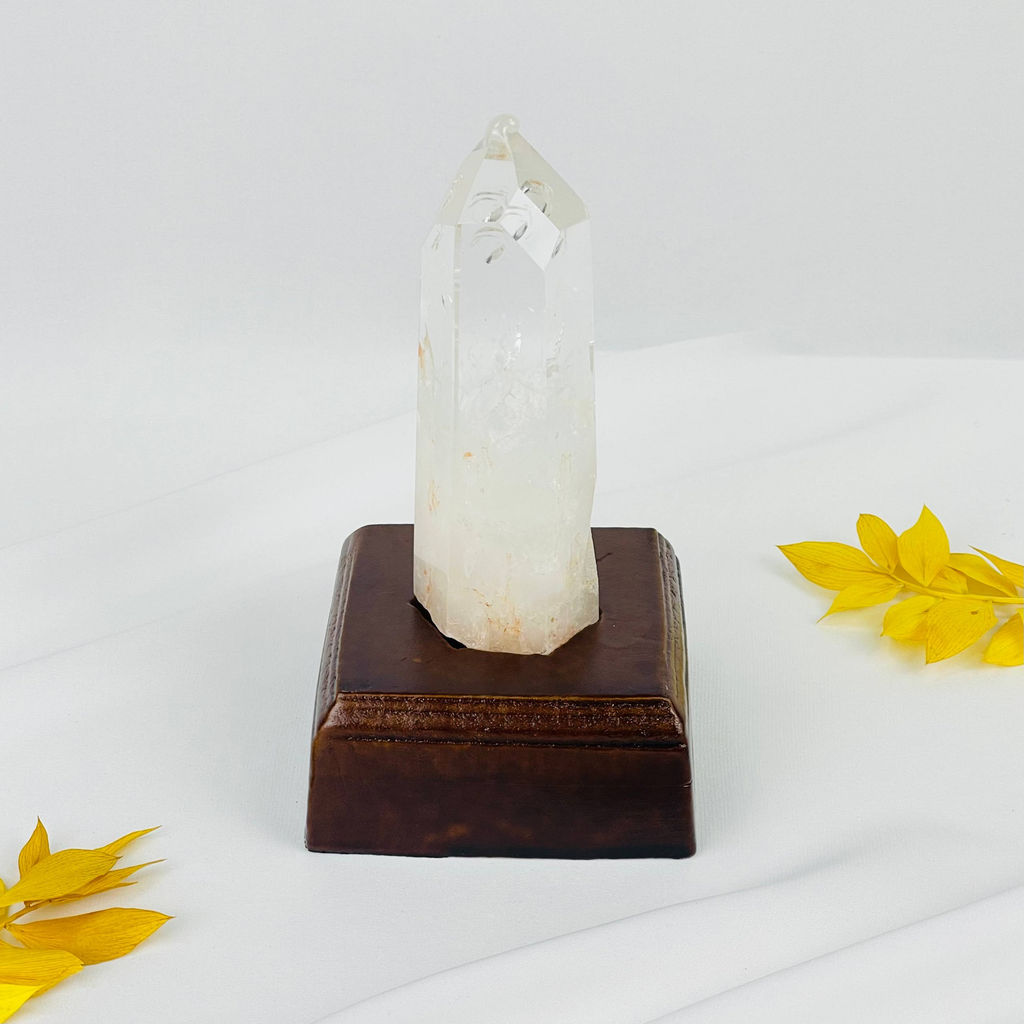 Кристалл из Горного Хрусталя на подставке